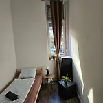 Urban Nomad And In Center Hostal Budapest