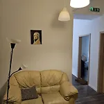 Urban Nomad And In Center Hostal
