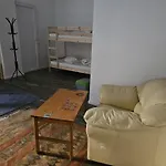 Hostal Urban Nomad And In Center *