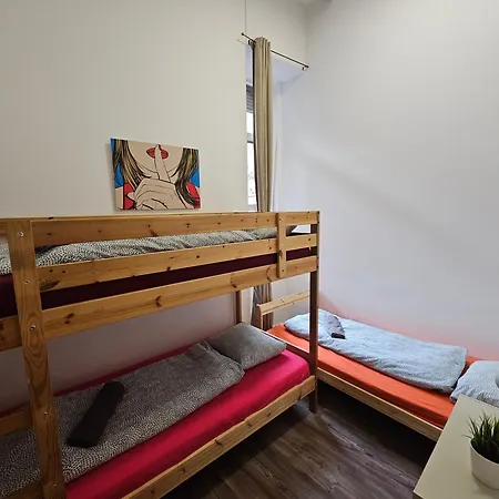 بيت شباب Urban Nomad And In Center بودابست