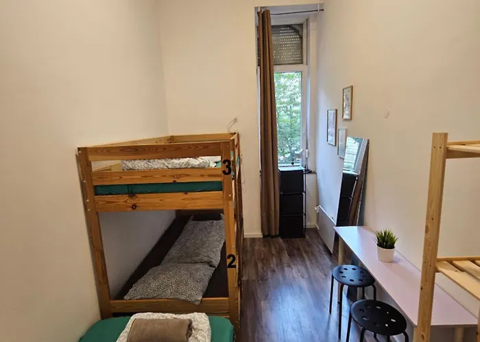 Hostel Urban Nomad And In Center Budapeszt
