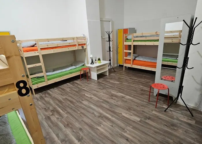 Urban Nomad And In Center Hostel Budapeszt