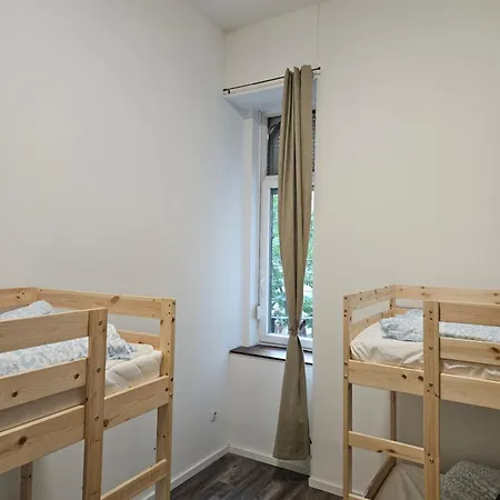 Hostel George Krudy