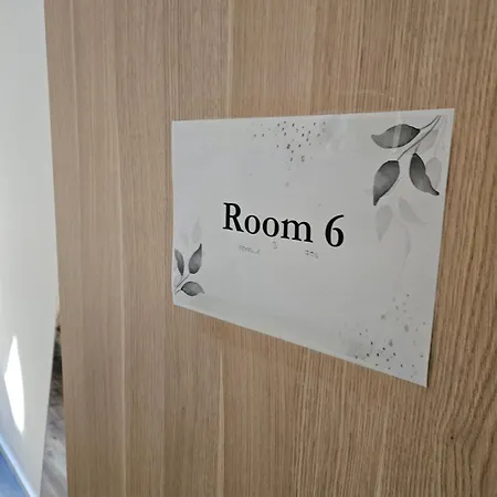 George Krudy Hostel *
