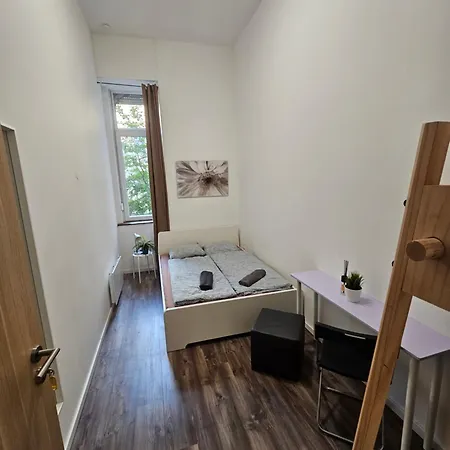 Ostello Urban Nomad And In Center