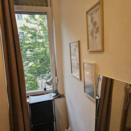 Ostello Urban Nomad And In Center *