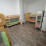 Urban Nomad And In Center Hostel Budapest