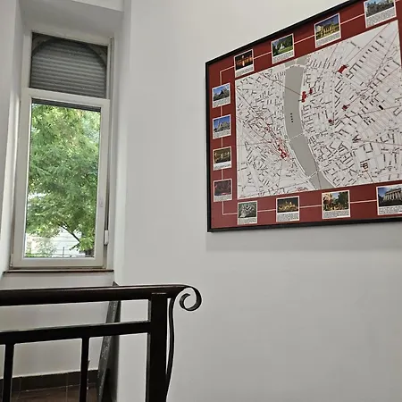 Хостел Urban Nomad And In Center Будапешт