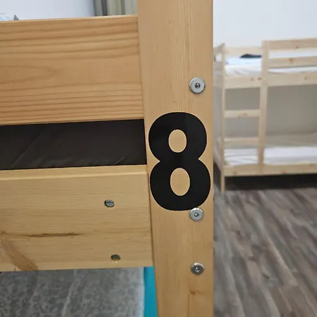 Urban Nomad Rooms And Hostel *