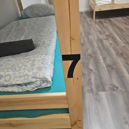 Urban Nomad Rooms And Hostel Hostel